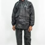 🌧️ বৃষ্টির পানি থেকে ১০০% সুরক্ষা – “হ্যাপিলন ওয়াটারপ্রুফ রেইন কোট ও প্যান্ট” 🖤